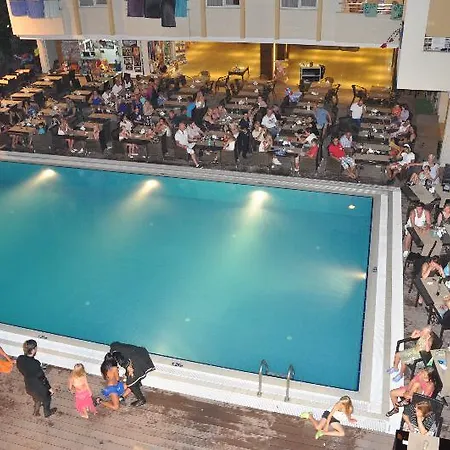 Ξενοδοχείο με διαμερίσματα Fougere